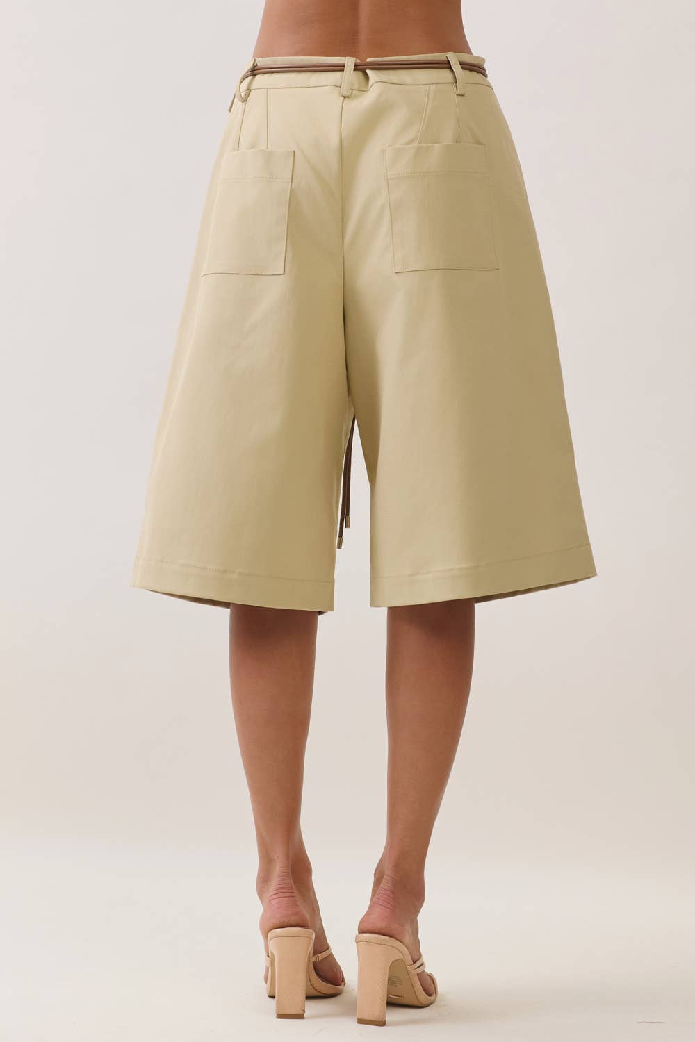 BELTED WIDE- LEG BERMUDA SHORTS