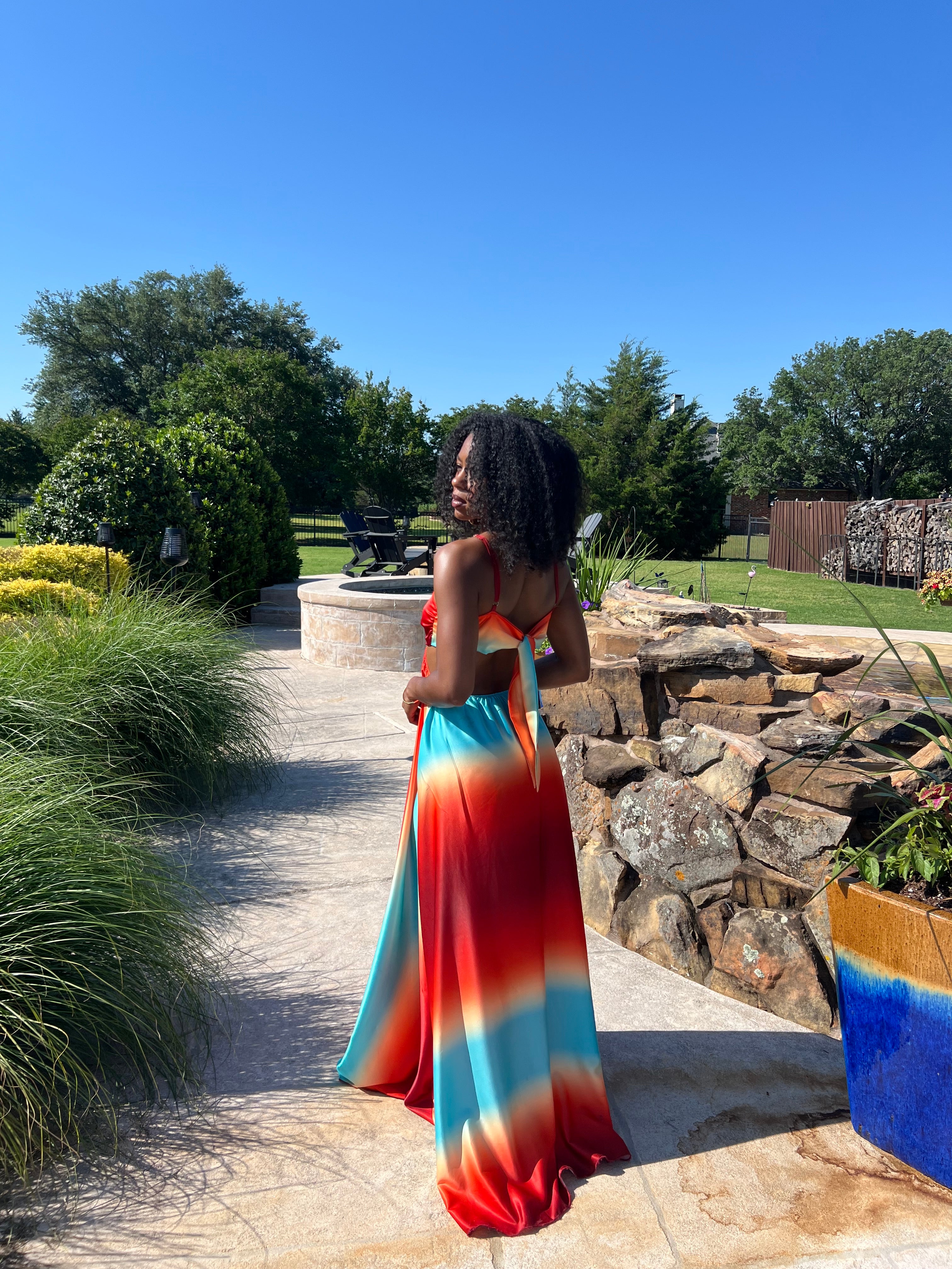 SIDE CUT OUT A-LINE MAXI DRESS