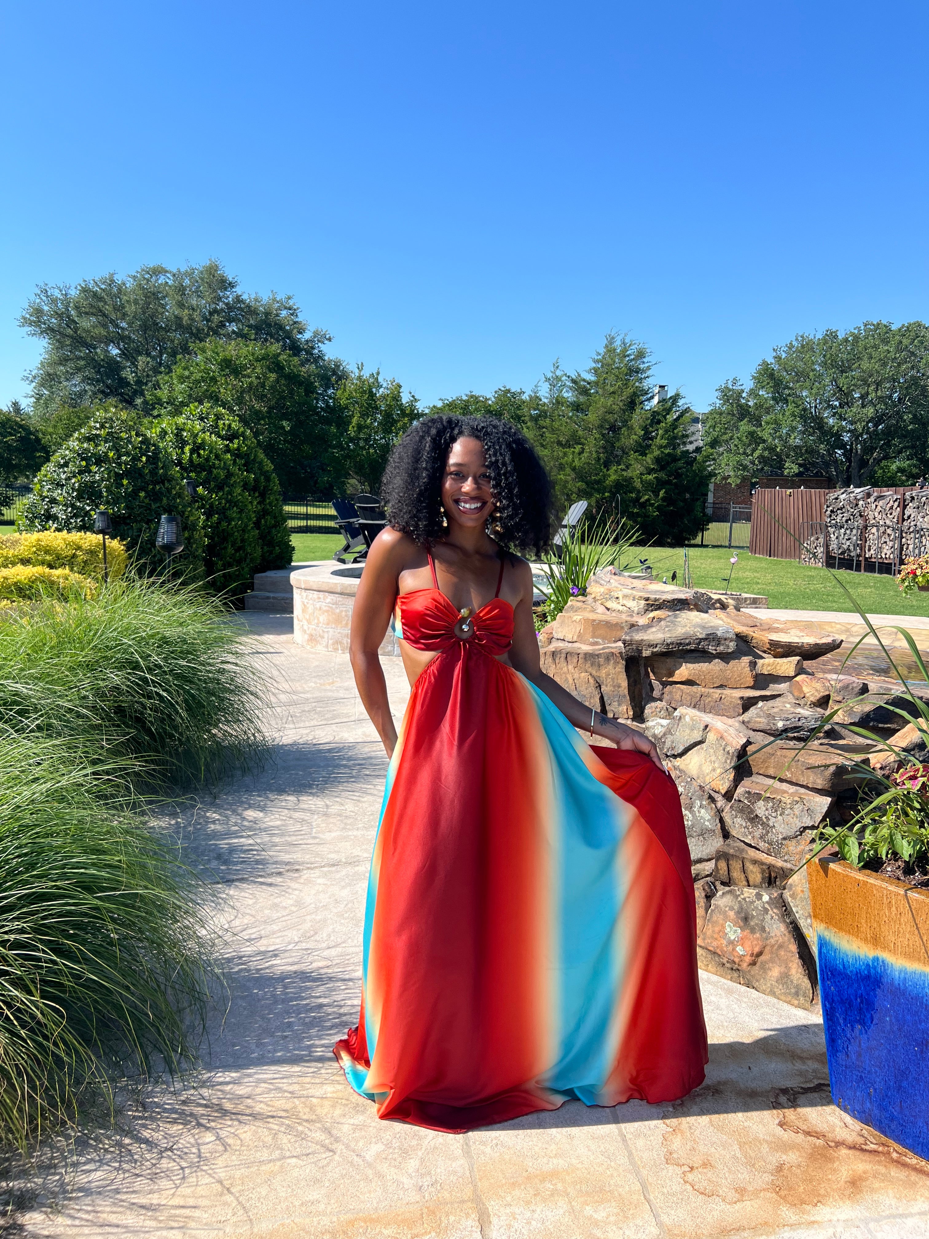 SIDE CUT OUT A-LINE MAXI DRESS