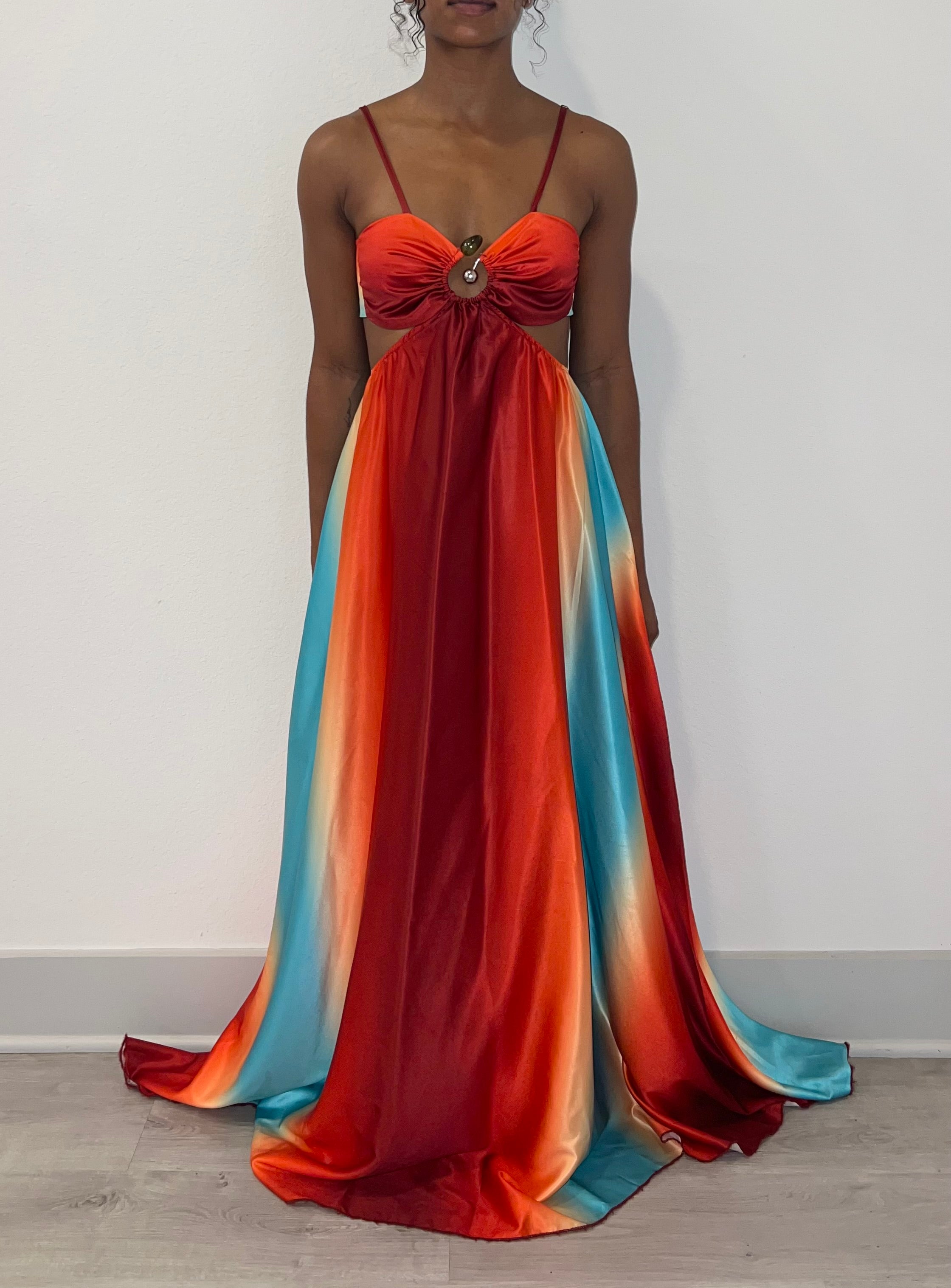 SIDE CUT OUT A-LINE MAXI DRESS